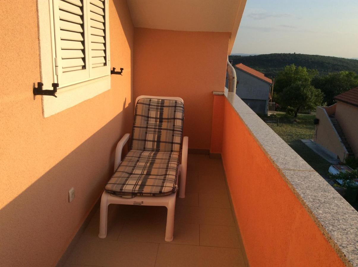 Apartment Olive Jovici  Exterior foto
